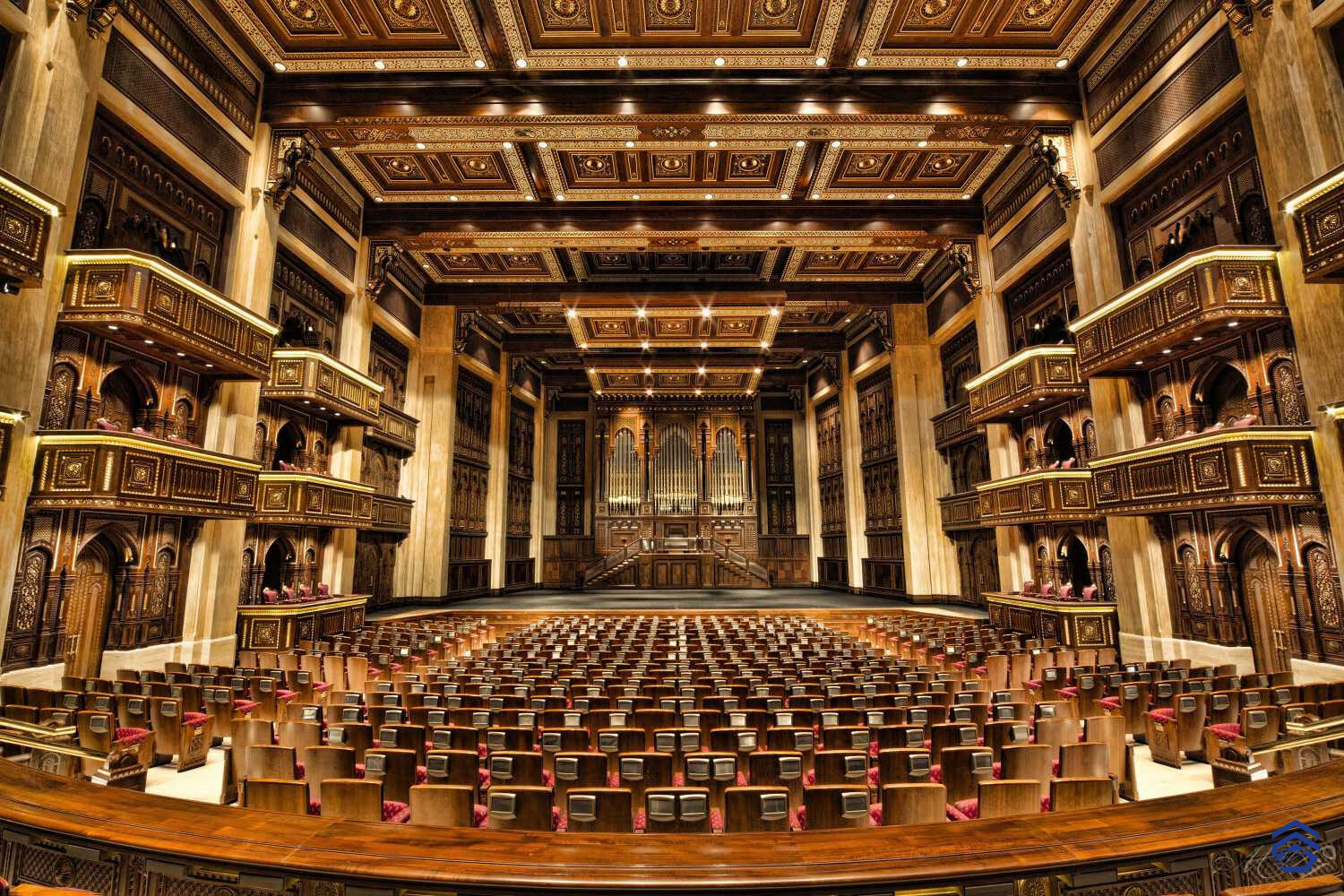 Royal-Opera-House-Muscat-lastsecond.jpg